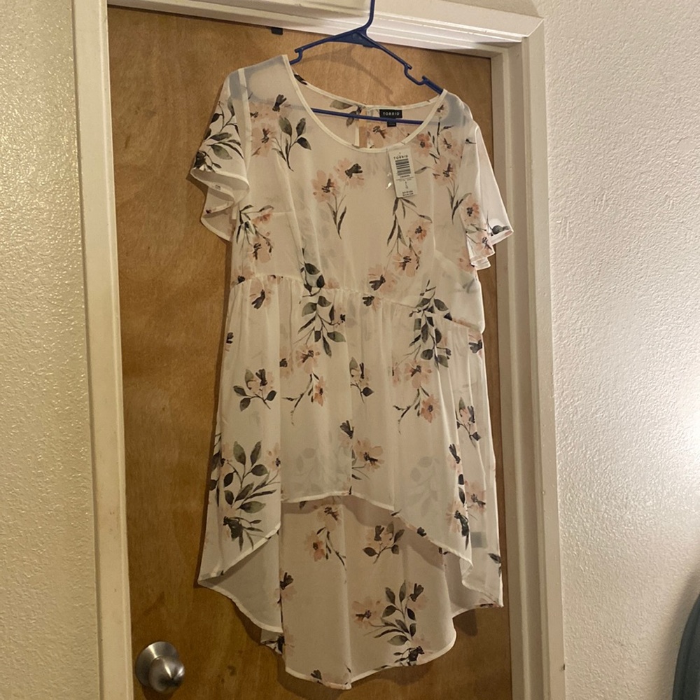 Torrid chiffon high and low top